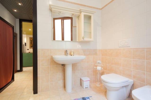 Apartament Deluxe Quattro Spade 베로나 외부 사진